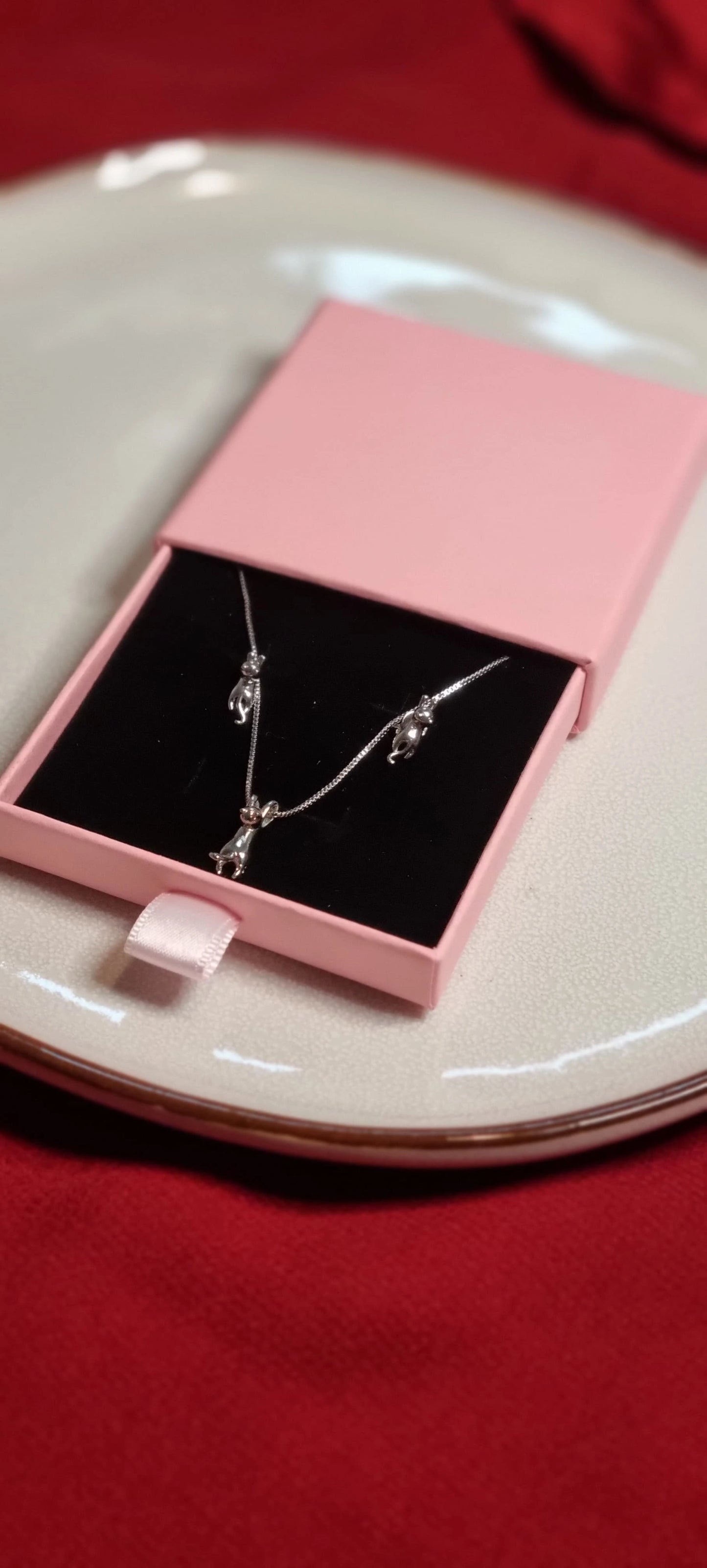 Cat Shiny Necklace and Stud Earrings Set