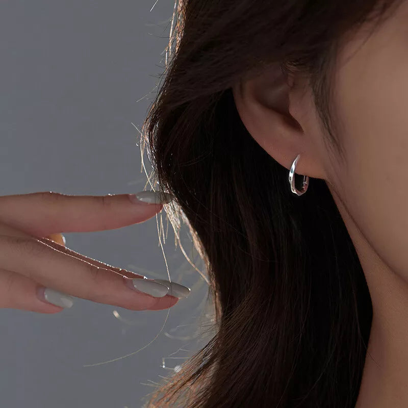 925 Sterling Silver Twisted Huggie Hoop Earrings – Elegant & Minimalist Jewellery Gift for Women & Girls