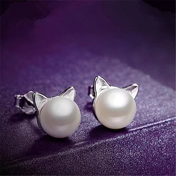 Cat Pearl Earrings Studs - 0.9cm
