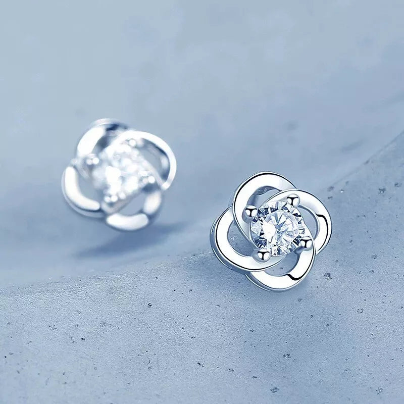 Elegant Flower Crystal Stud Earrings