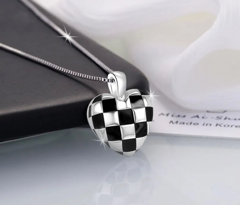 Checkerboard Necklace | 925 Sterling Silver Black and White Heart Necklace
