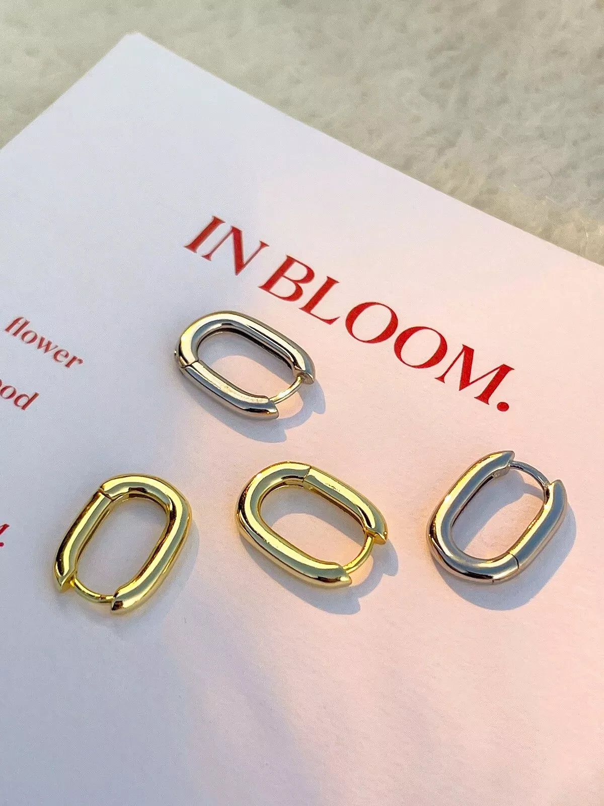 925 Sterling Silver Oval Hinged Hoop Earring