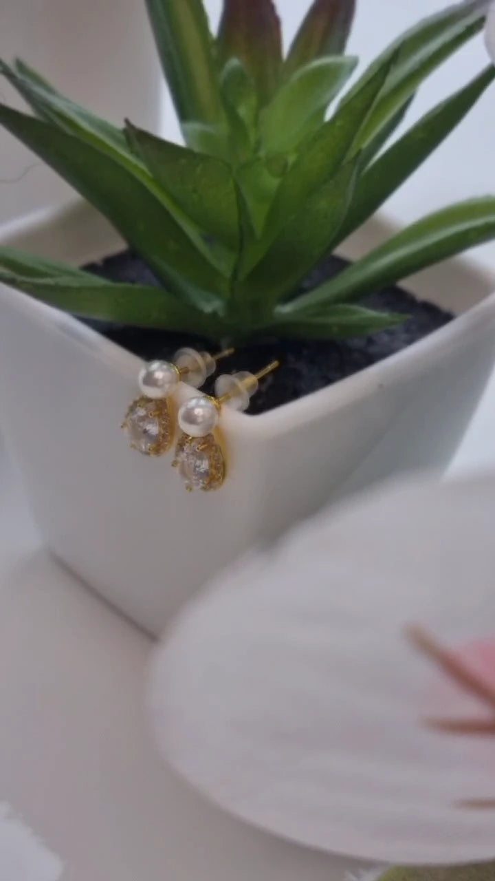Elegant Sterling Silver Water Drop Earrings with Pearls and Zircon