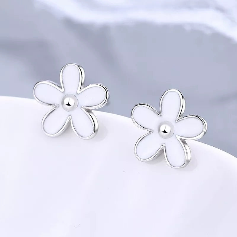 925 Sterling Silver Flower Stud Earrings – 8mm Petite Floral Jewellery for Women Gift-Ready with Free Pouch