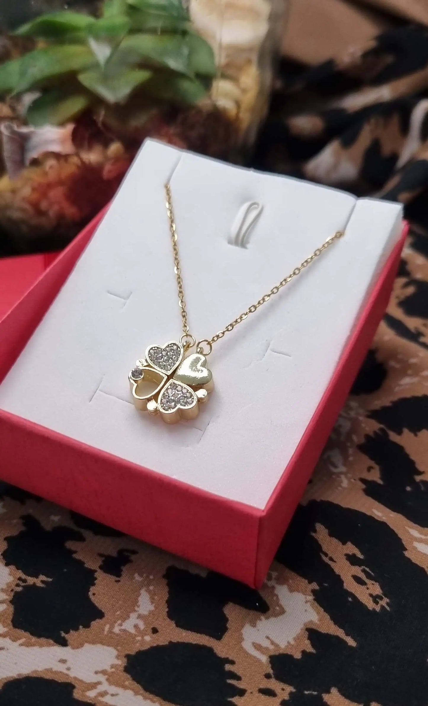 Heart Clover Necklace | 4 Leaf Clover Heart Necklace | Four Leaf Clover Necklace