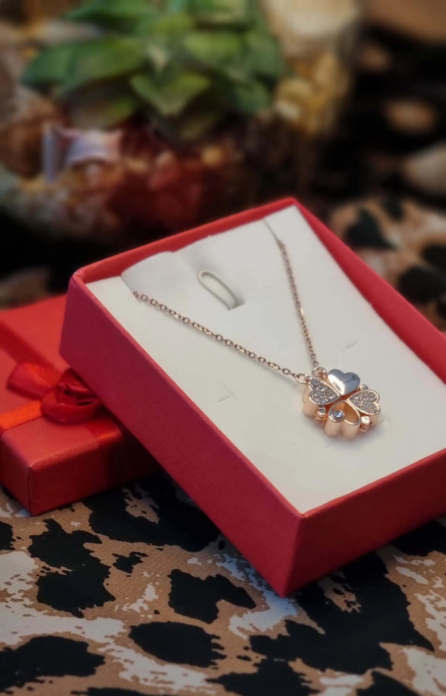 Heart Clover Necklace | 4 Leaf Clover Heart Necklace | Four Leaf Clover Necklace