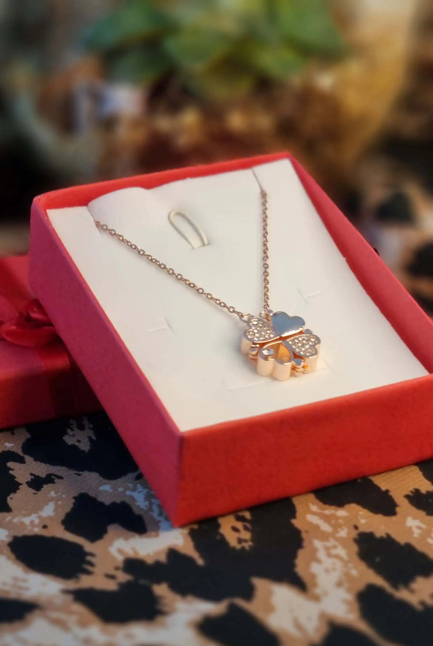 Heart Clover Necklace | 4 Leaf Clover Heart Necklace | Four Leaf Clover Necklace