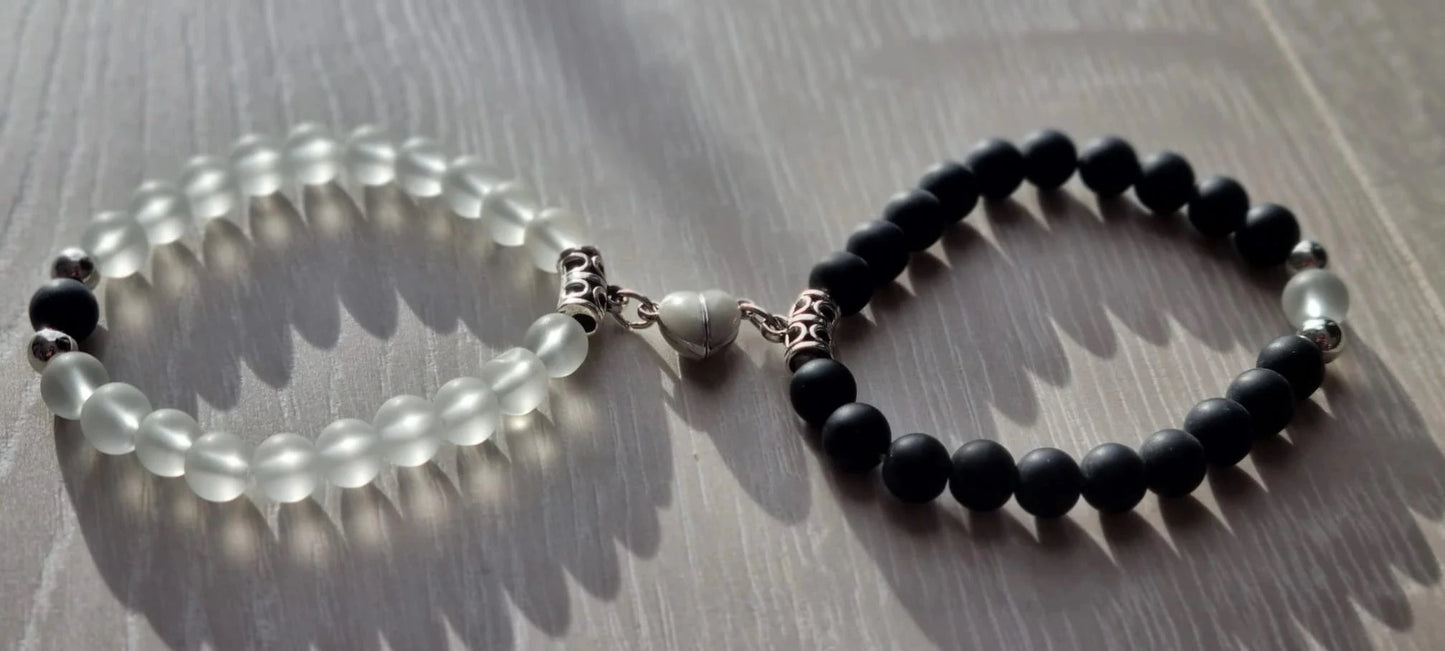 Glowing Heart Luminous Magnetic Long Distance Bracelet for Couples