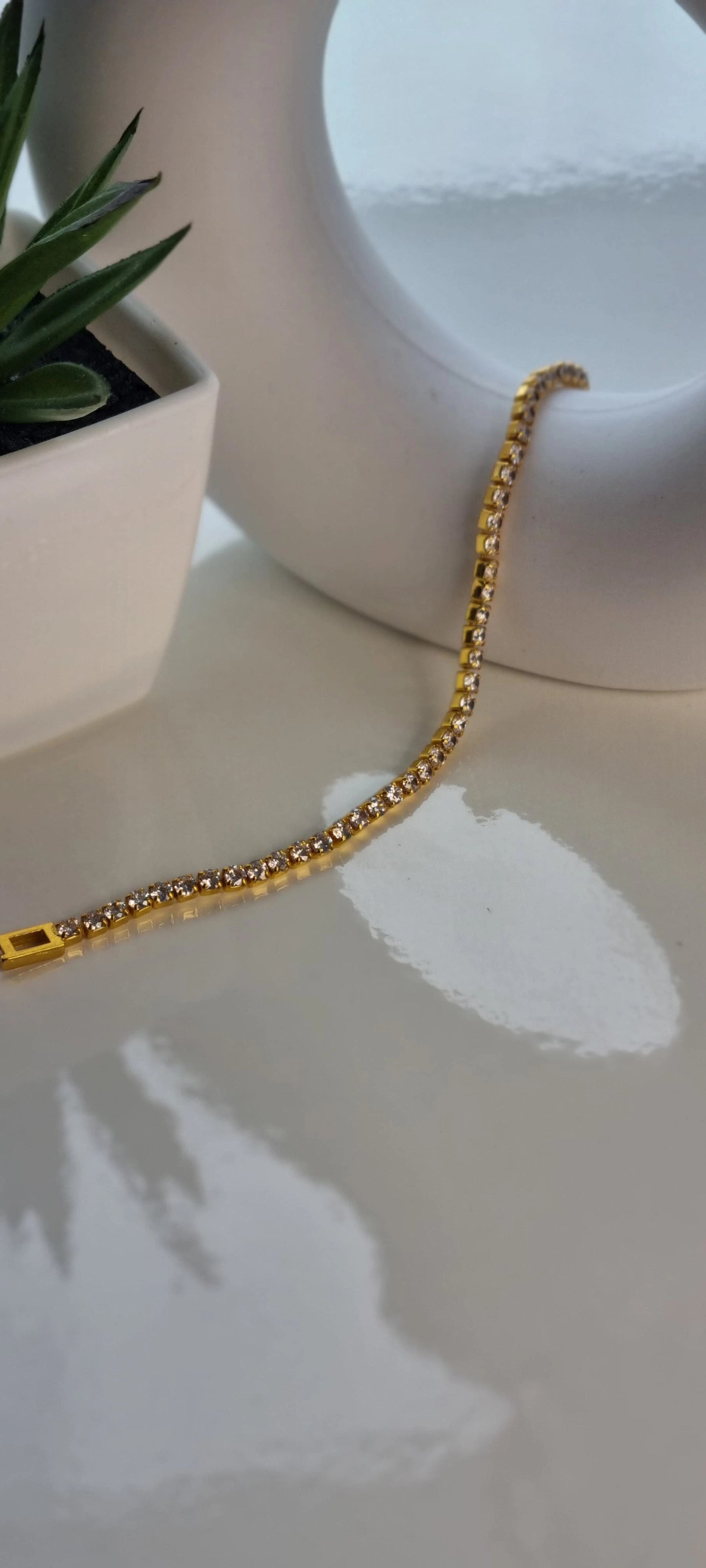 Tennis Bracelet – 18K Gold Plated Stainless Steel, Hypoallergenic
