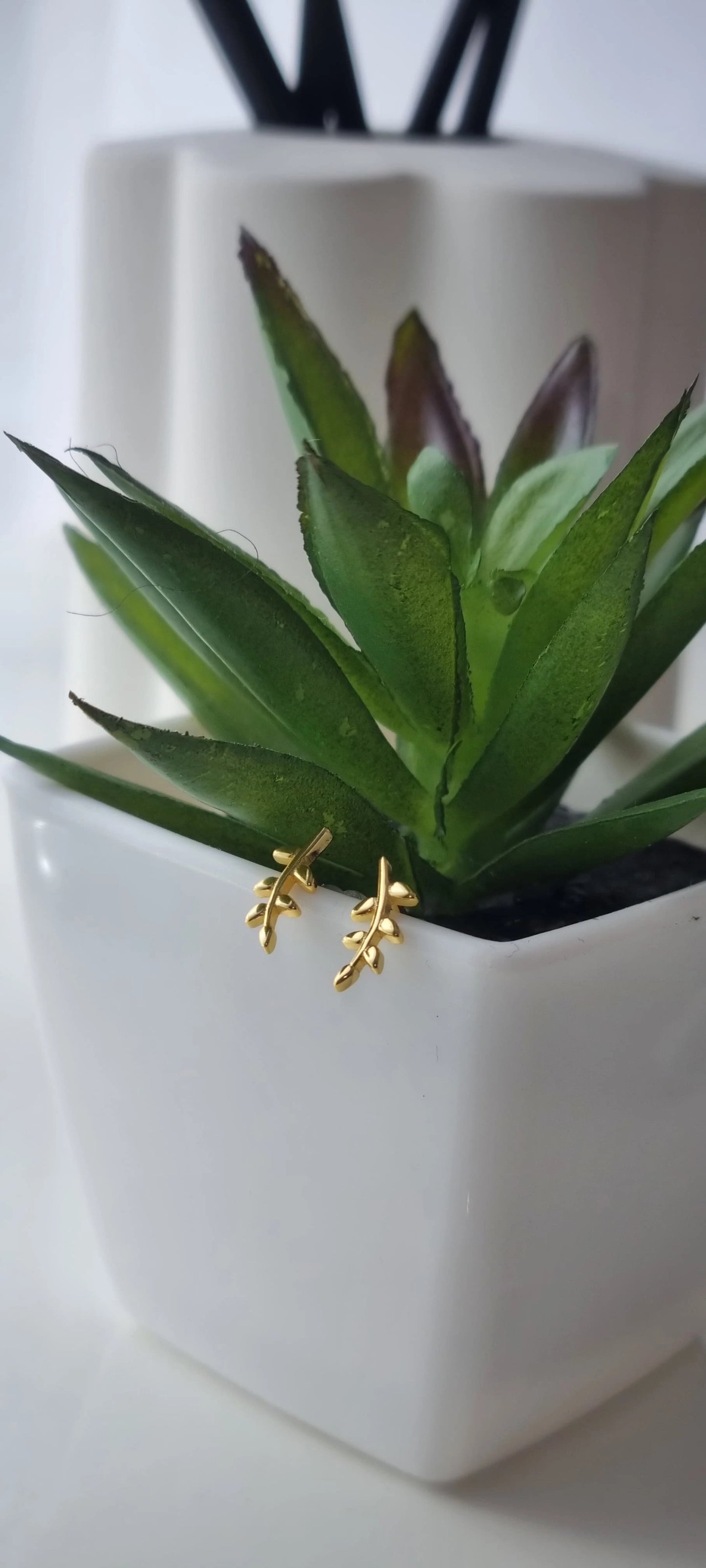 Branches Stud Temperament Mini Leaves Earrings Plated in 14k Gold