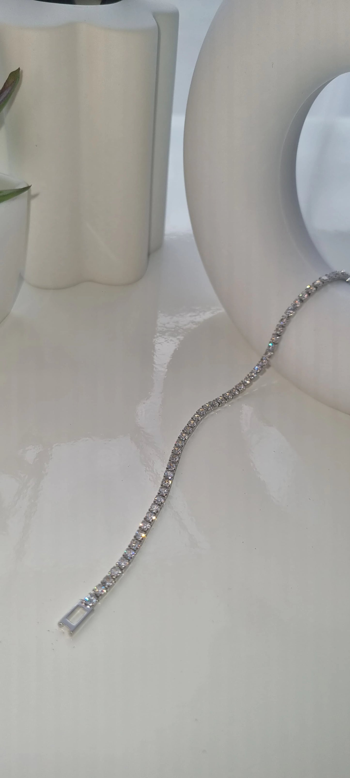 Tennis Bracelet – 18K Gold Plated Stainless Steel, Hypoallergenic