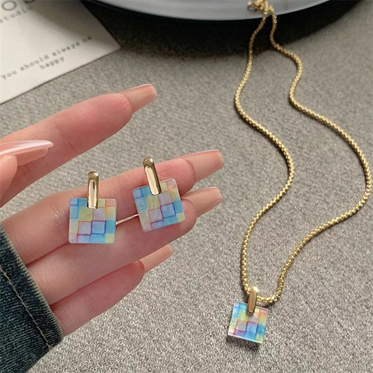 Square Multicolored Resin Pendant Necklace & Earring Set – Elegant Gold-Plated Jewelry for Women Perfect Gift