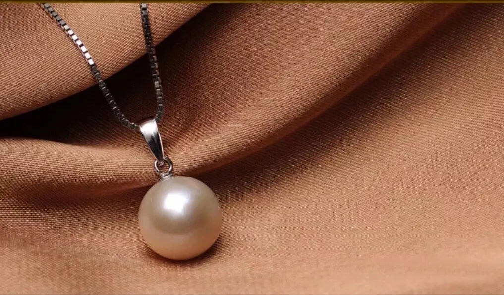 Stunning Pearl Pendant Chain Earrings Stud