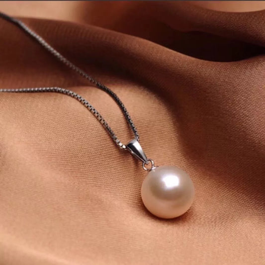 Stunning Pearl Pendant Chain Earrings Stud