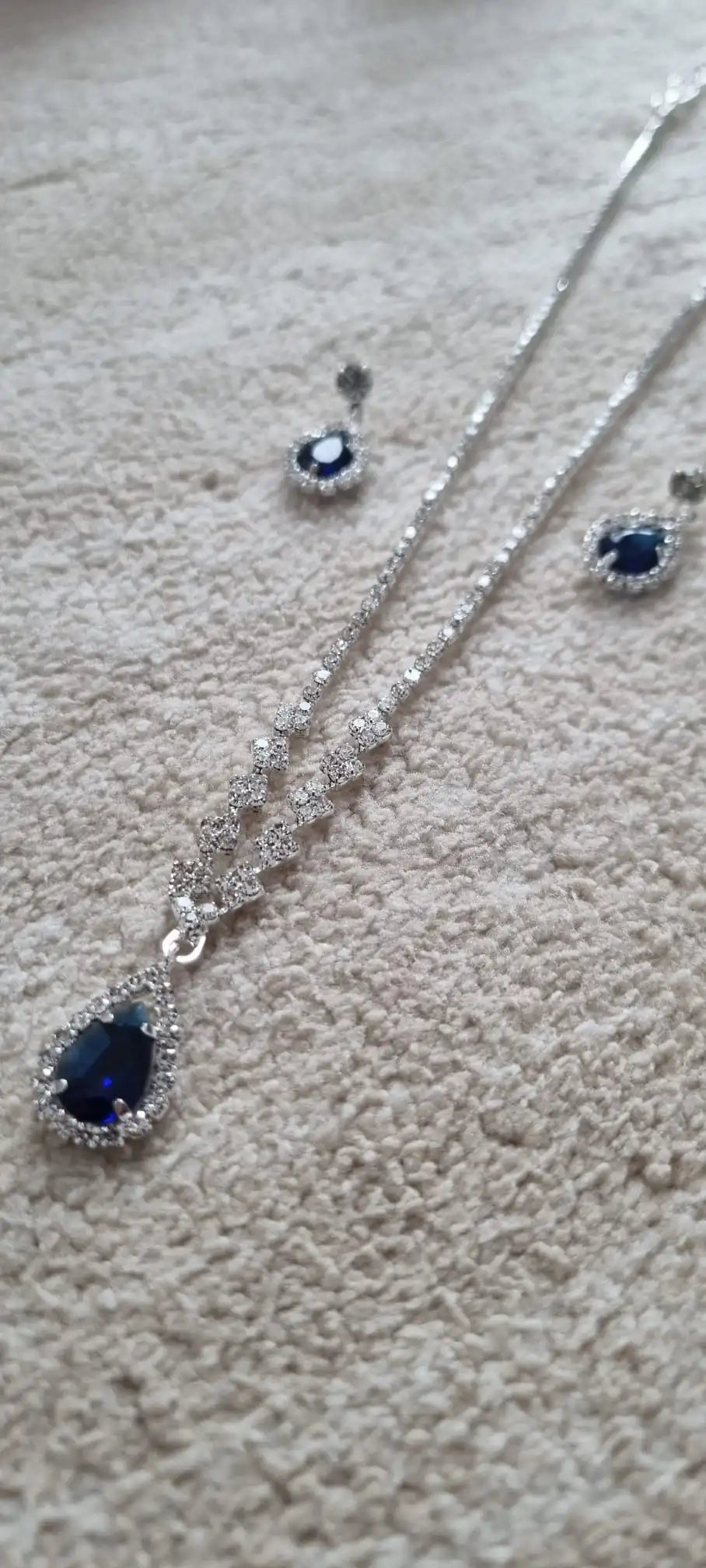 Women's Droplet Necklace and Earring Set | Banquet Party Jewelry | Claw Chain Series