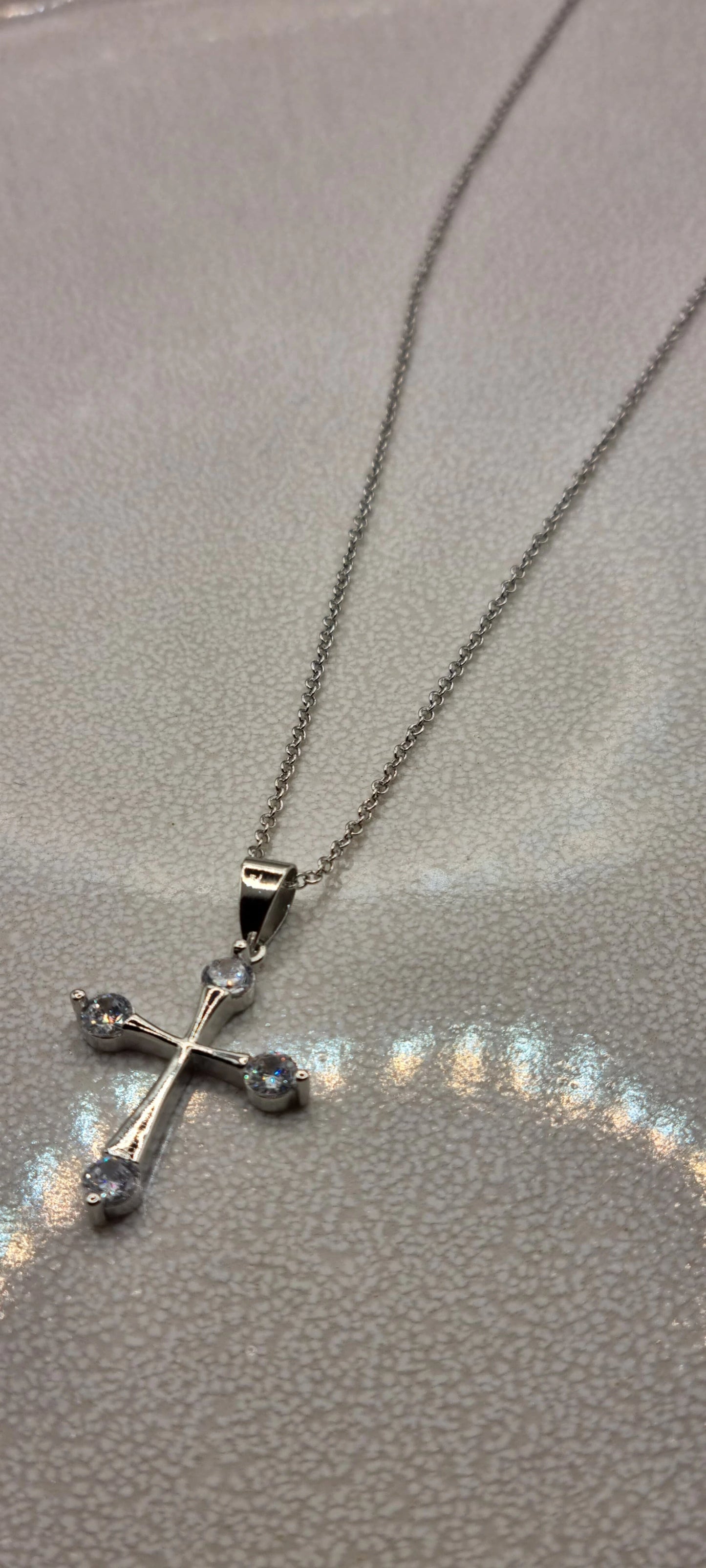 925 Sterling Silver Crystal Cross Zircon Pendant Necklace