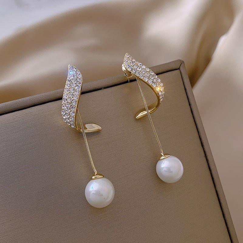 925 Silver beautiful pearl wing stud earring set