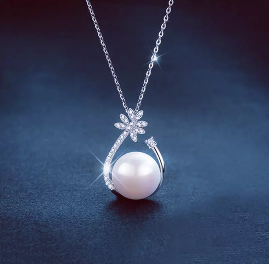 Crystal Flower Pearl Pendant Necklace