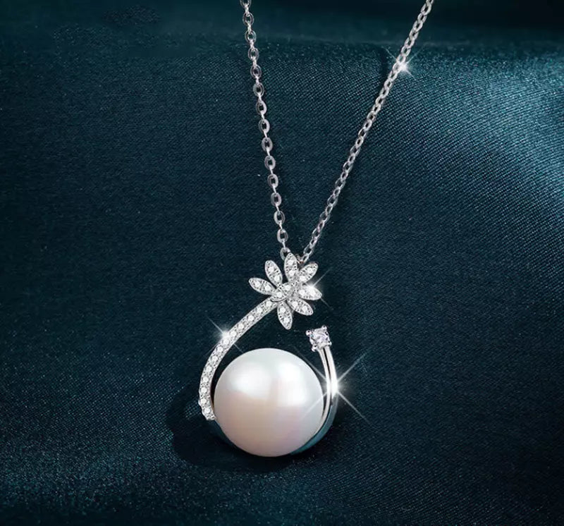 Crystal Flower Pearl Pendant Necklace
