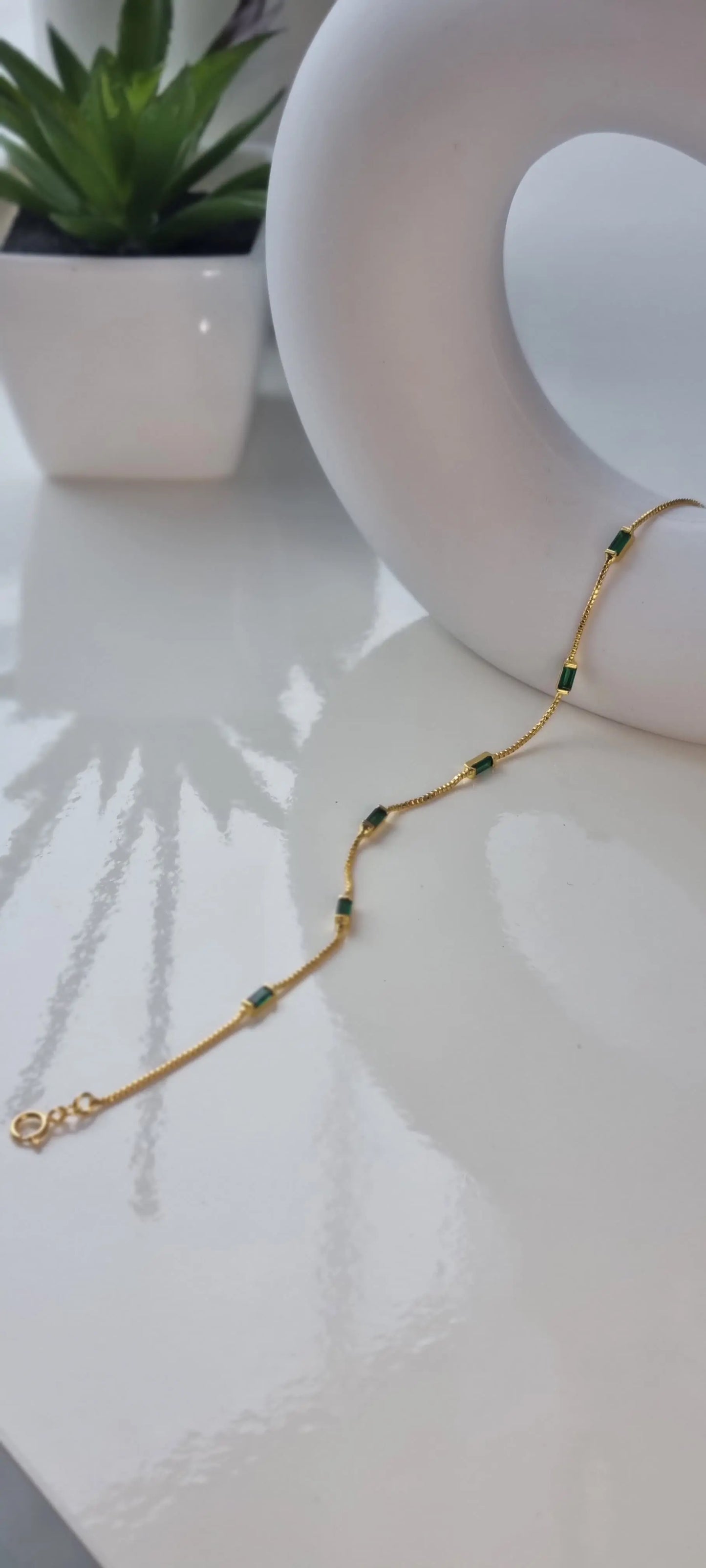 Elegant Green Zircon Charm Gold Bracelet