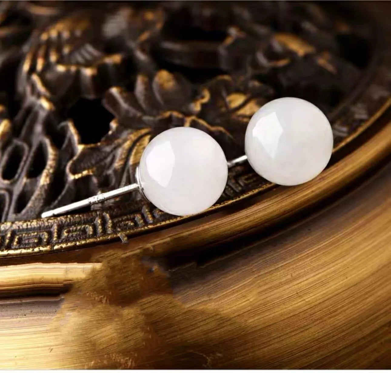 925 Sterling Silver Round Moonstone Stud Earrings