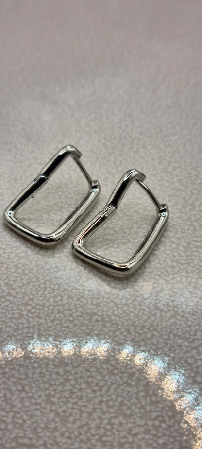 925 Sterling Silver Twisted Elegant Hoop Earrings