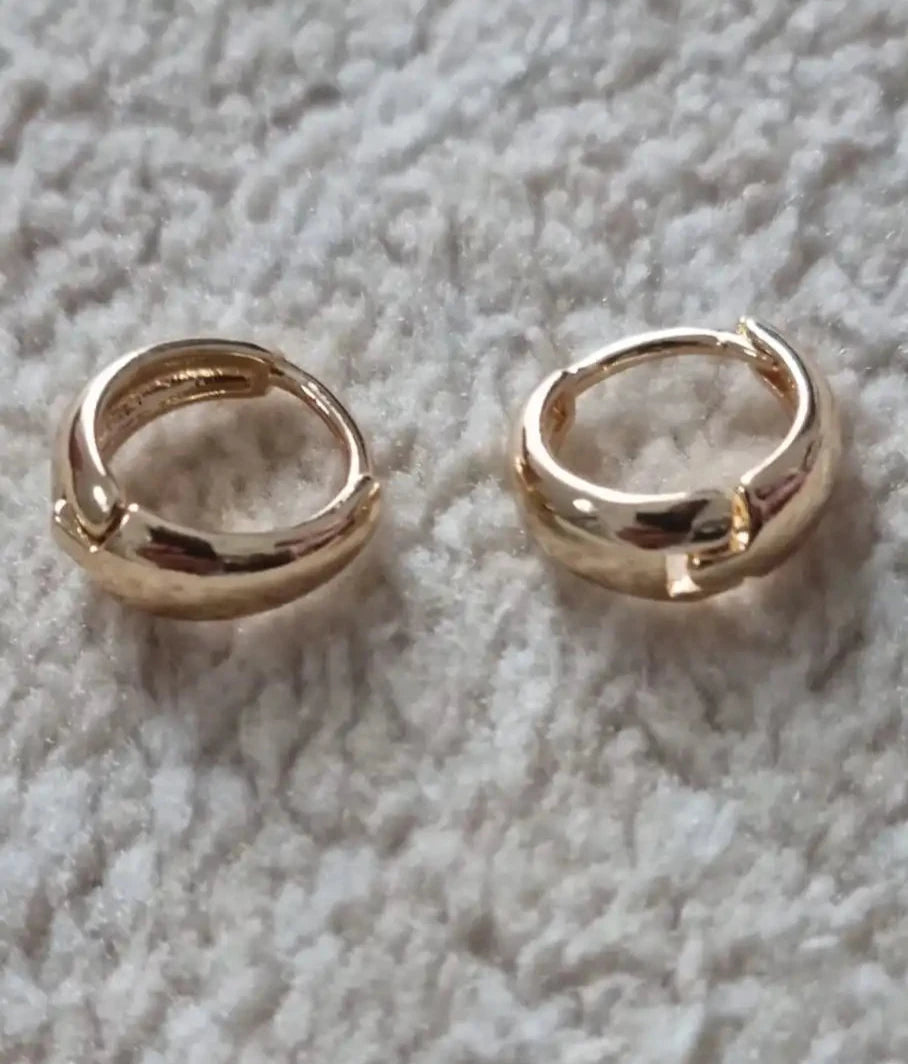 Chunky 14k Gold Hoop Earrings | 12mm Diameter | Cuff Style