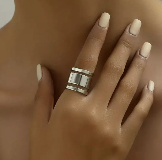 Chunky Stainless Steel Resizable Ring for Women – Sleek Wrap Design, Silver-Tone