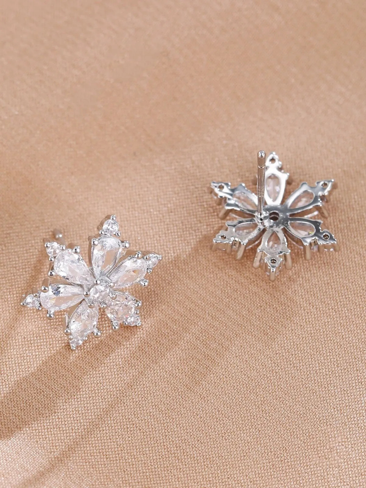 Crystal Snowflake Stud Earrings - 925 Sterling Silver - Women’s & Girls’ Christmas Gift