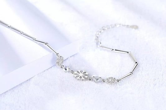 Women's Crystal Snowflakes Bracelet Christmas Jewellery Gift