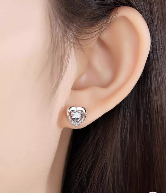 925 Sterling Silver Clear Stone Heart Stud Earrings