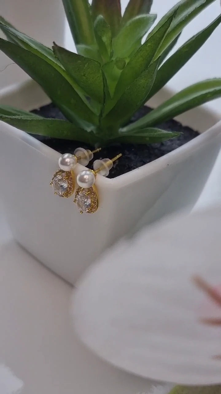 Elegant Sterling Silver Water Drop Earrings with Pearls and Zircon