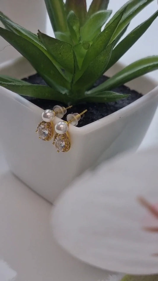 Elegant Sterling Silver Water Drop Earrings with Pearls and Zircon