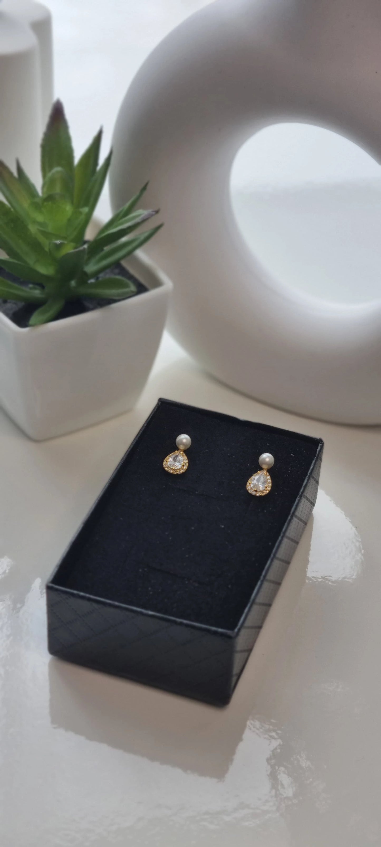 Elegant Sterling Silver Water Drop Earrings with Pearls and Zircon