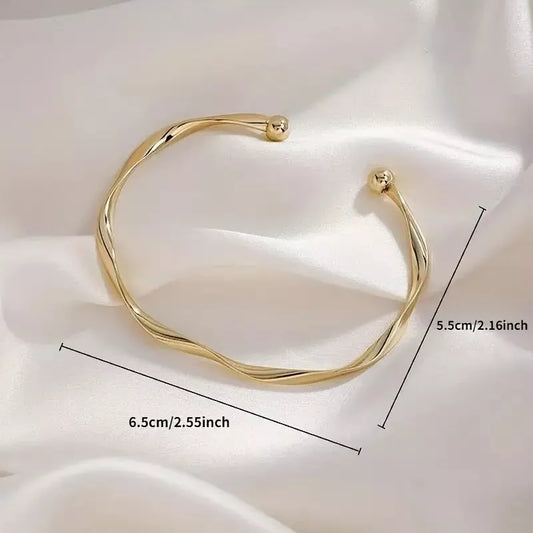 Elegant Gold Minimalist Cuff Bracelet Adjustable 2.5-Inch Bangle for Women
