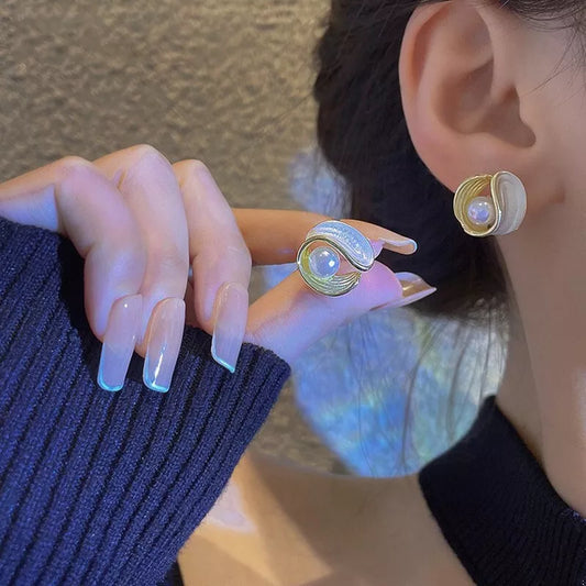Pearl Stud Earrings Seashell Boho Jewelry Women’s Birthday Gift