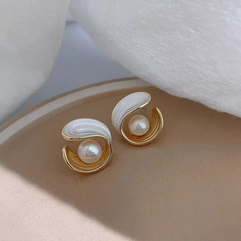 Pearl Stud Earrings Seashell Boho Jewelry Women’s Birthday Gift