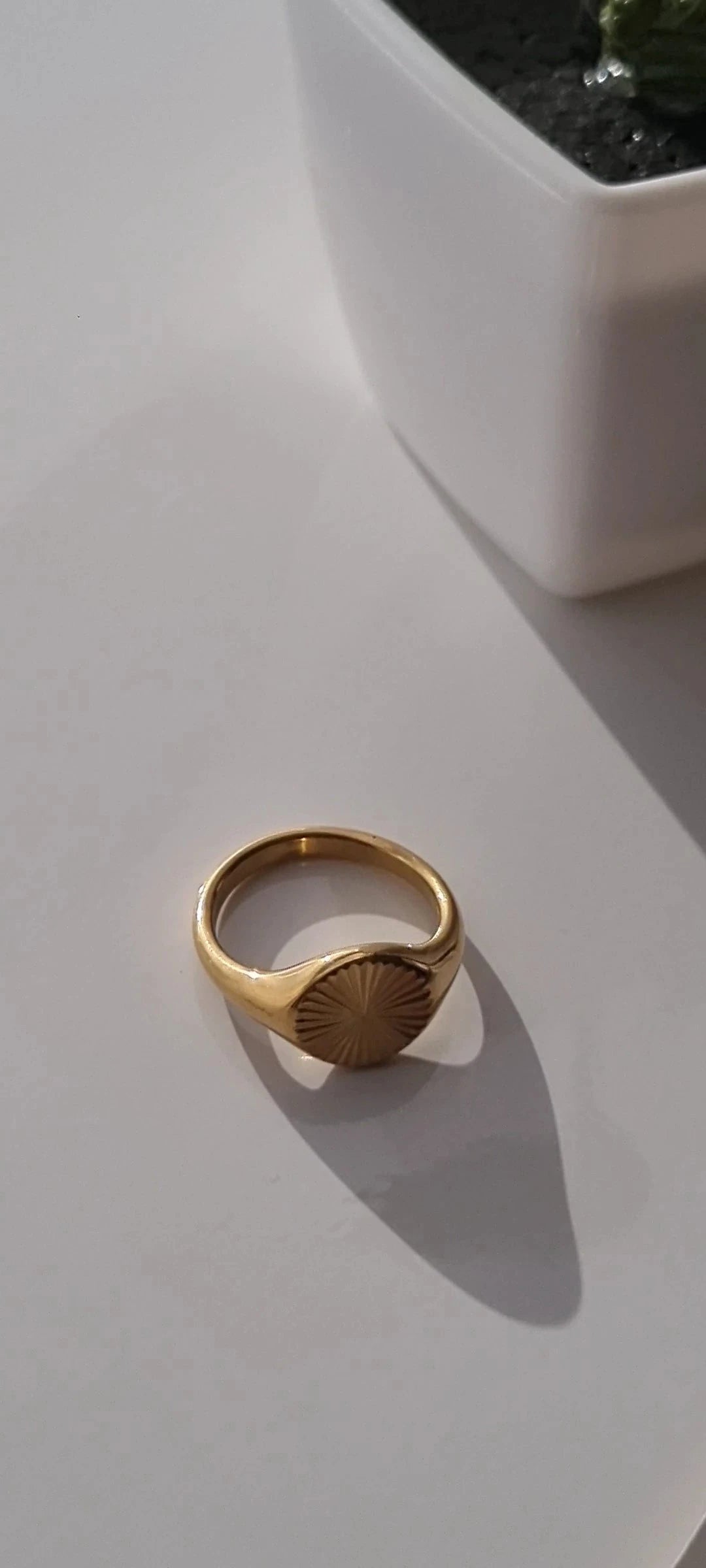 Gold Plated Stainless Steel Women's Ring with Geometric Wave Pattern – Size 6