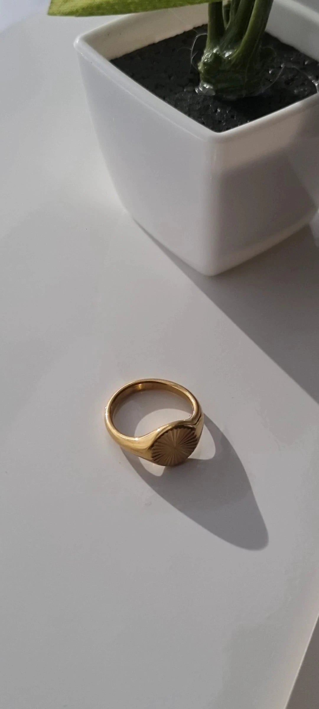 Gold Plated Stainless Steel Women's Ring with Geometric Wave Pattern – Size 6