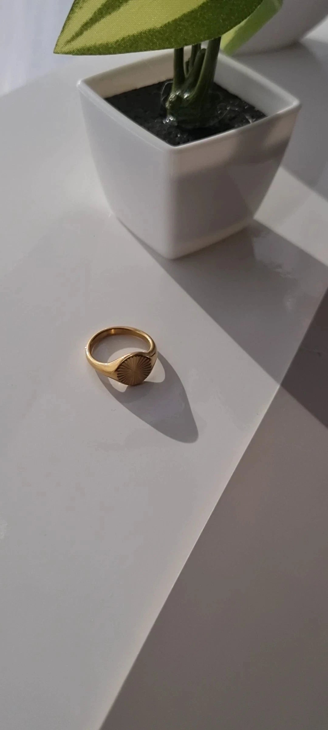 Gold Plated Stainless Steel Women's Ring with Geometric Wave Pattern – Size 6