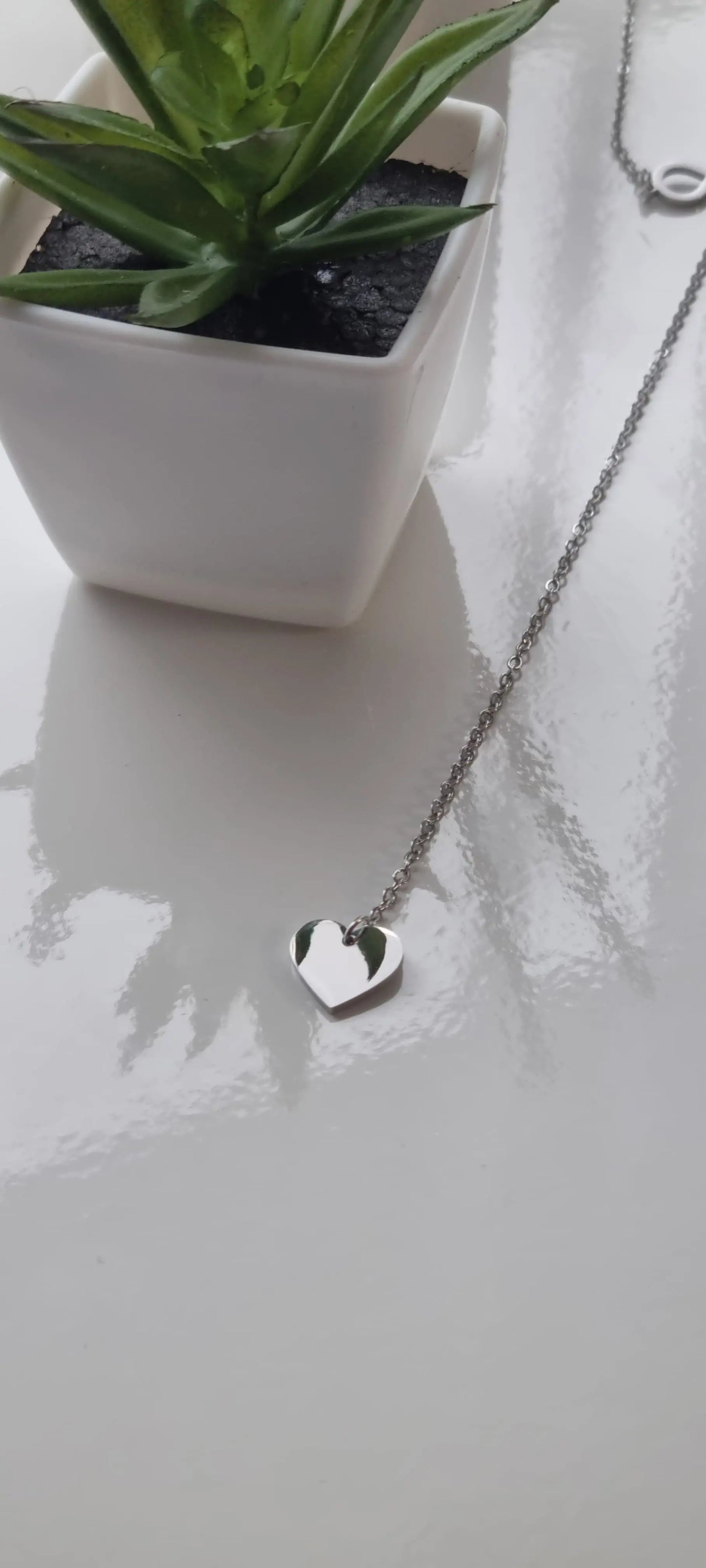 925 Sterling Silver Sparkling Heart Infinity Necklace