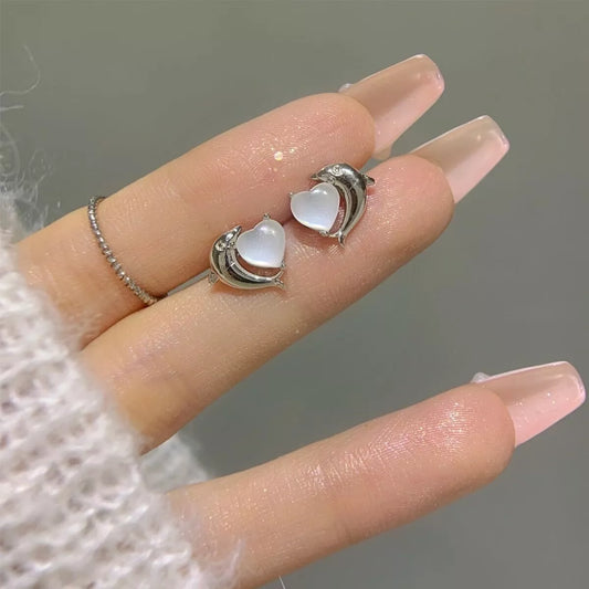 925 Sterling Silver Dolphin Heart Moonstone Stud Earrings – Women's Jewellery Gift, 9mm