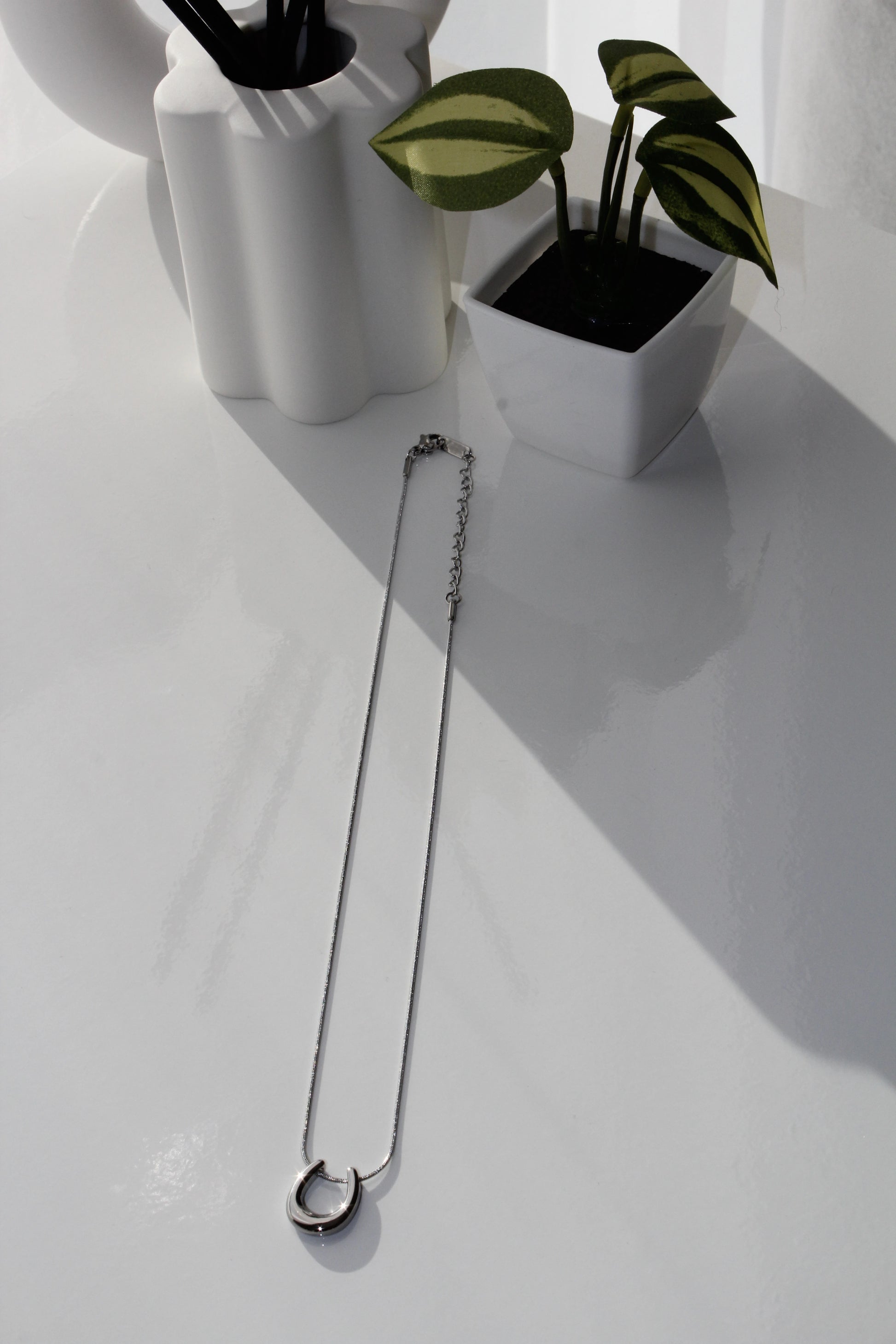 U shaped Silver necklace