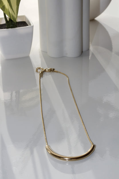 18K Gold Plated Horseshoe U Shape Pendant Necklace for Women