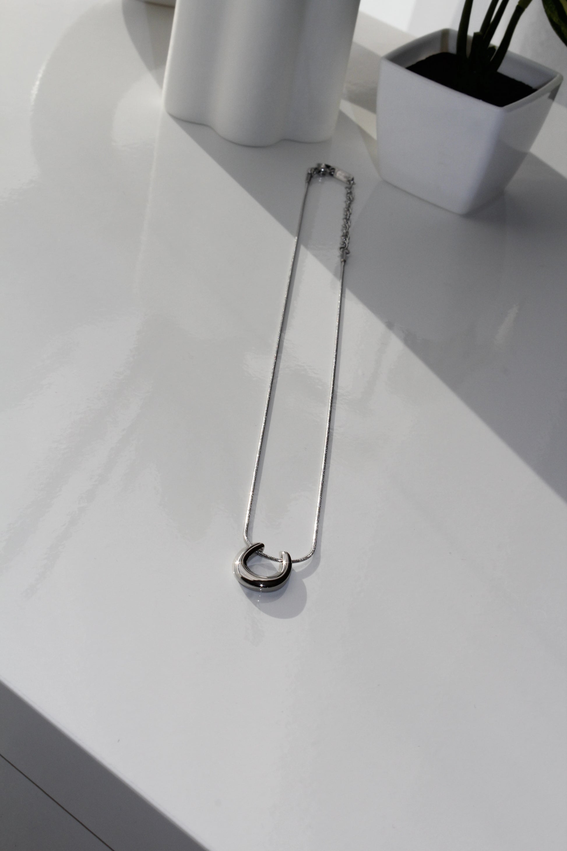 U shaped Silver necklace