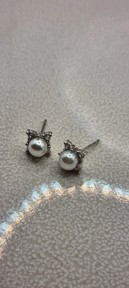 925 Sterling Silver Square Pearl Stud Earrings