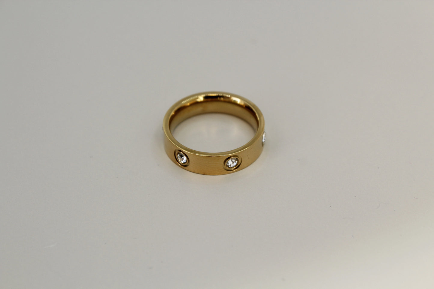 Gold Cubic Zirconia Elegant Design Ring