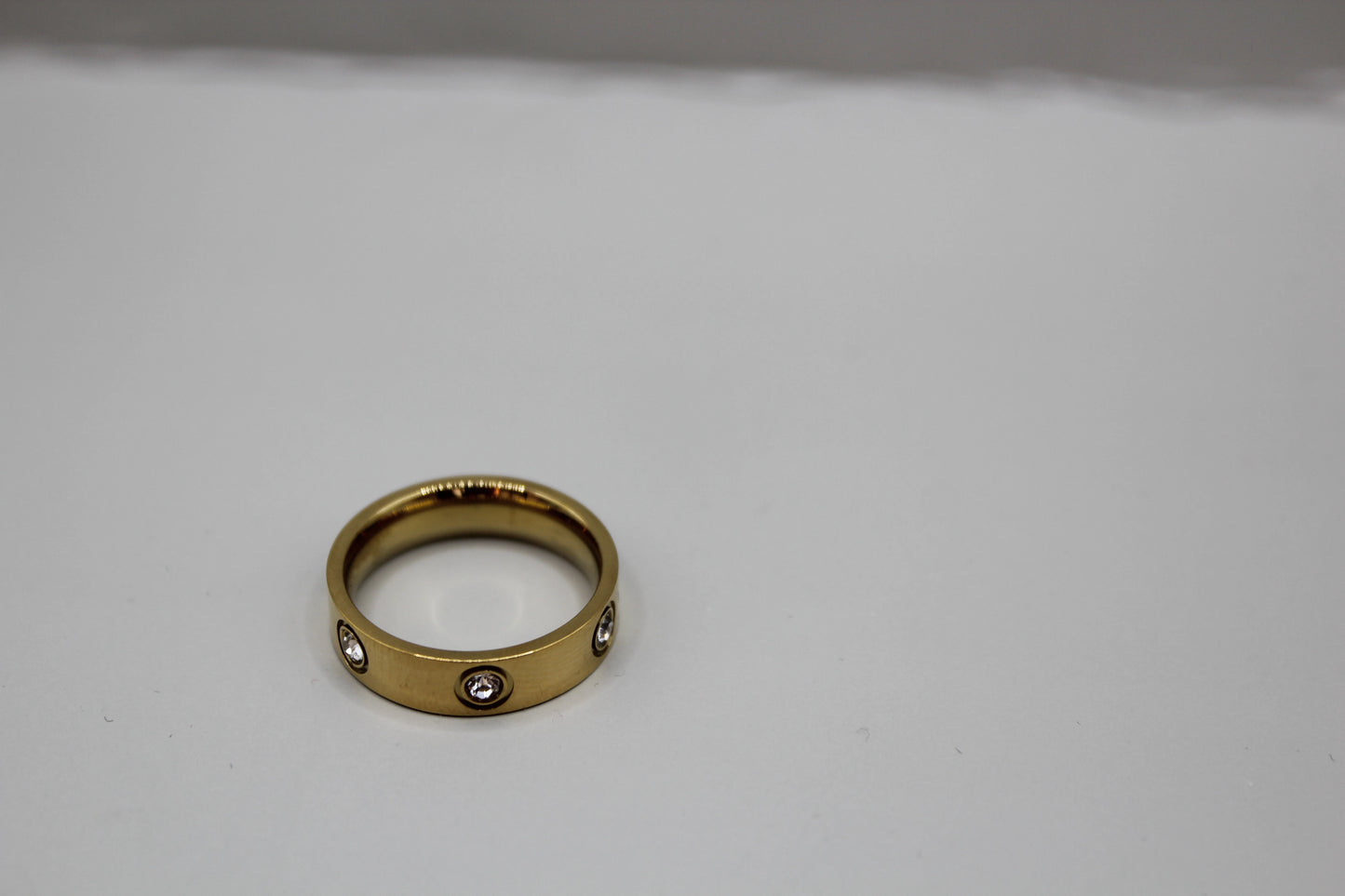 Gold Cubic Zirconia Elegant Design Ring