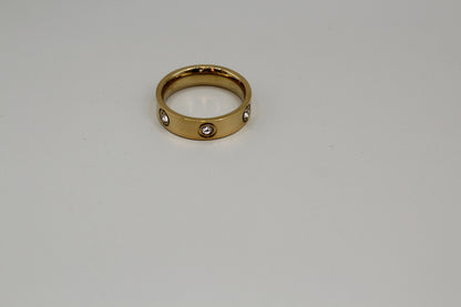 Gold Cubic Zirconia Elegant Design Ring